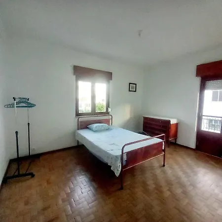Private Room Close To The Lisbon Airport